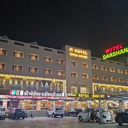 Hotel Grand Darshan Vadodara Eksteriør billede