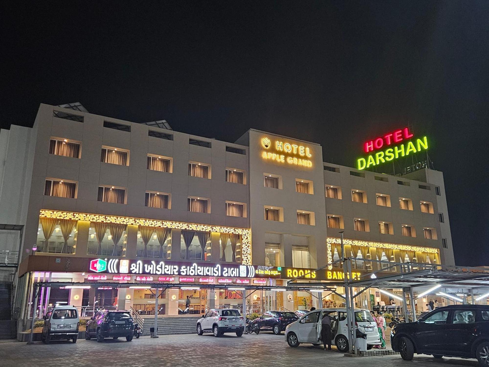 Hotel Grand Darshan Vadodara Eksteriør billede